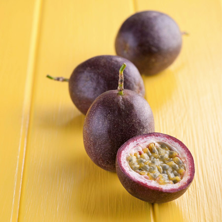 misty-gem-australian-passionfruit-variety